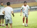 bhayangkara-fc-latihan-fisik-jelang-lawan-sfc_20170503_192243.jpg