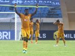 bhayangkara-fc-vs-madura-united-di-laga-bri-liga-1-2021-2022_20210918_183540.jpg