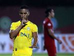 bhayangkara-fc-vs-persija-jakarta-perayaan-renan-silva_20200315_015942.jpg
