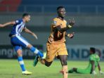 bhayangkara-fc-vs-persiraja-banda-aceh_20210829_204430.jpg