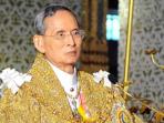 bhumibol-adulyadej-raja-thailand_20141124_012013.jpg