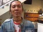 bimbim-slank-saat-jumpa-pers-konser-tndmt-glenn-fredly-untuk-slank_20171205_184040.jpg