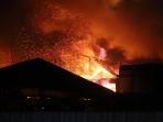 bioskop-grand-theater-senen-terbakar-hebat_20201009_021022.jpg