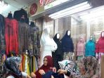 bisnis-busana-muslim-semakin-bergairah-di-thamrin-city-jakarta_20170601_171921.jpg