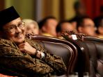 bj-habibie-di-rapimnas-golkar_20160124_003228.jpg