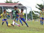 bjl-di-lapangan-luar-stadion-pakansari.jpg