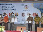 bk-dpr-ri-inosentius-samsul-du-unoad.jpg