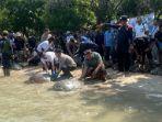 bksda-bali-lepas-liarkan-18-penyu-hijau.jpg