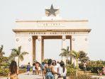 black-star-gate-di-ghana.jpg
