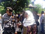 blokir-jalan_20160803_135030.jpg