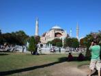 blue-mosque-masjid-biru-dengan-interior-terindah-di-kota-turki_20160419_141854.jpg