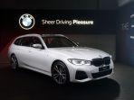 bmw-320i-touring-dan-bmw-330i-sedan.jpg