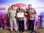 bni-life-dapat-award.jpg