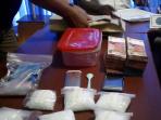 bnnp-kalsel-gagalkan-peredaran-500-gram-sabu_20160819_151244.jpg