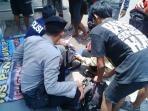 bobotoh-digeledah_20151018_113233.jpg