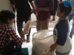 bocah-penjual-kemplang_20160414_164216.jpg
