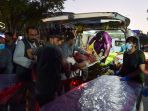 bom-bunuh-diri-di-bandara-kabul-afghanistan_20210827_191848.jpg