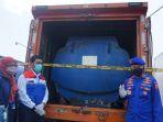 bongkar-aksi-penimbunan-pertamina-ditpolair-baharkam-polri-amankan-pasokan-solar-bersubsidi.jpg