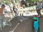 bongkar-makam.jpg