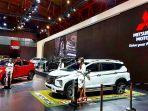 booth-mitsubishi-di-iims-hybrid.jpg