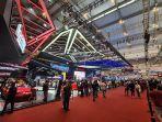 booth-toyota1234.jpg