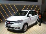 booth-wuling-motors-di-giias-2016_20160811_102724.jpg