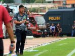 borneo-fc-ditahan-persebaya-di-kandangnya_20180512_012041.jpg