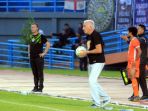 borneo-fc-kalahkan-persib-2-1-di-menit-menit-akhir_20190424_220719.jpg