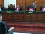 bos-pt-gala-bumi-perkasa-dituntut-35-tahun-penjara_20181114_165343.jpg