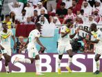 boulaye-dia-dan-tim-merayakan-gol-pembuka_20221125_211038.jpg