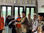 bpkh-salurkan-bantuan-korban-banjir-di-sumbar.jpg