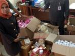 bpom-makassar-amankan-ribuan-kosmetik-ilegal_1_20160929_114952.jpg