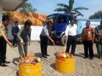 bpom-ri-provinsi-kepri-musnahkan-obat-dan-makanan-ilegal_20151110_114339.jpg