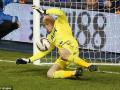 brad-friedel-dives.jpg