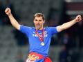 branislav-ivanovic-naik-gawang.jpg