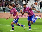 bremer-merayakan-gol-dengan-gelandang-juventus-italia-fabio-miretti.jpg