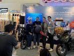 bri-bagikan-hadiah-untuk-pemenang-program-dubu-di-pasar-tanah-abang.jpg
