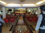 brimob-sterilisasi-gereja-di-solo_20171222_131859.jpg