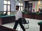 bripda-randy-saat-menjalani-persidangan-di-pengadilan-negeri-mojokerto.jpg