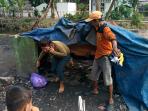 buang-sampah-sembarangan_20151204_190438.jpg