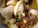 bubur-ayam-beras-merah-solo_20160420_192529.jpg