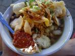 bubur-ayam-van-danoe_20151104_194407.jpg
