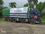 buddha-tzu-chi-salurkan-puluhan-ribu-ton-beras.jpg