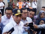 budi-karya-sumadi-menhub_20180302_154220.jpg