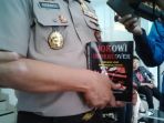 buku-jokowi-under_20170103_143058.jpg