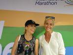 bule-peserta-indonesia-international-marathon-2022.jpg