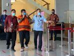 bupati-bandung-barat-aa-umbara-sutisna-aus-sebagai-tersangka-ka020.jpg