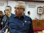 bupati-bantul-drs-suharsono-saat-dimintai-keterangan.jpg
