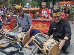 bupati-banyuwangi-abdullah-azwar-ana_20180718_212607.jpg