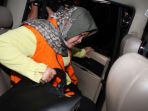 bupati-bekasi-neneng-hassanah-resmi-ditahan-kpk_20181016_203251.jpg